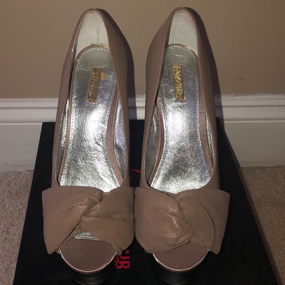 Mocha & Silver Platforms - Picture 3 of 7